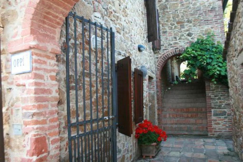 Вилла Podere Gli Oppi Toscana Petroio Экстерьер фото